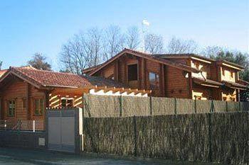 Accommodation De Salut Somlom Sant Esteve De Palautordera Esterno foto
